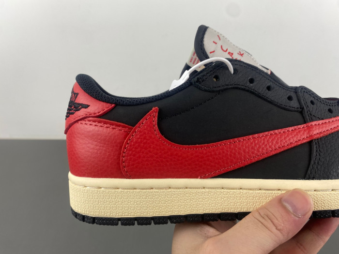 Travis Scott x Air Jordan 1 Low OG DM7866-061
