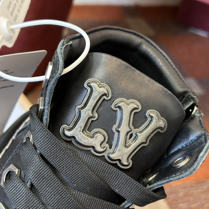 LV BOOTS FOR-LV147