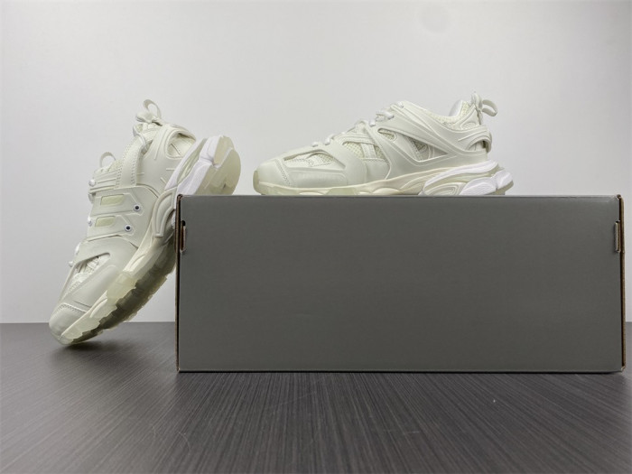 BLCG Track Trainer White Glow In The Dark  542436 W3CR1 9000