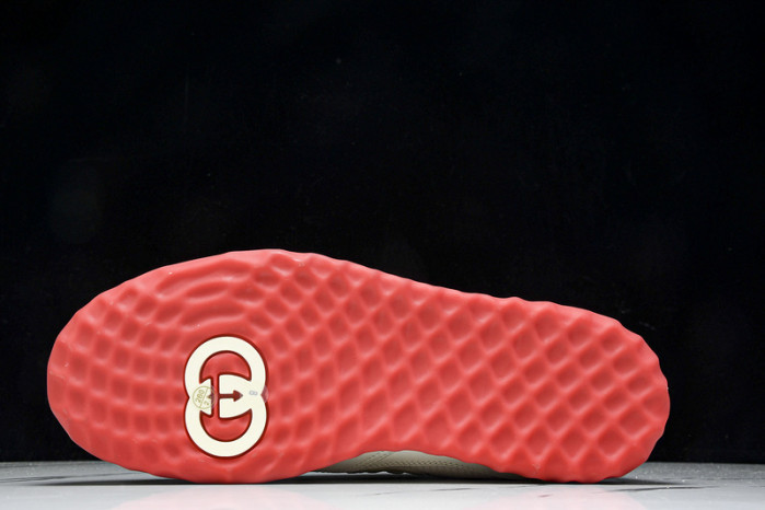 Gv*c sneaker