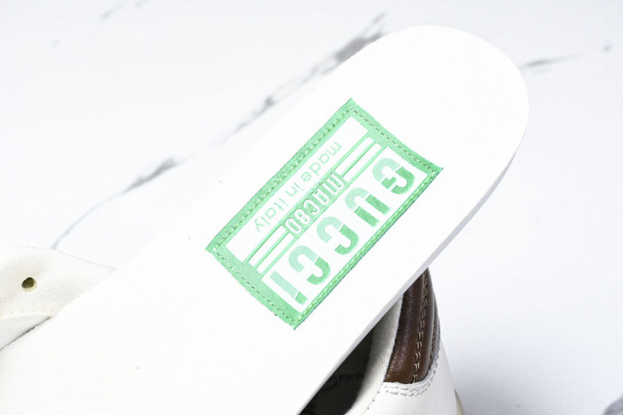 Gv*c sneaker