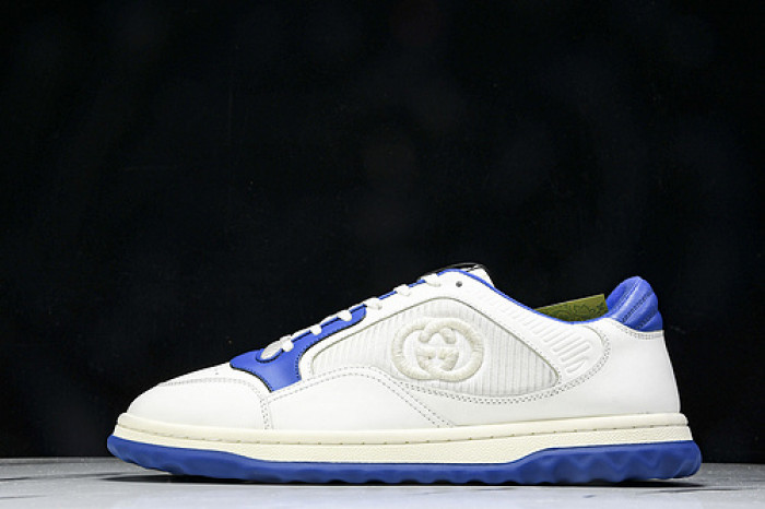 Gv*c sneaker