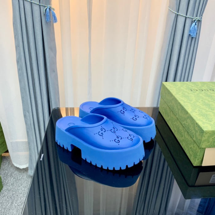Gv*c slippers