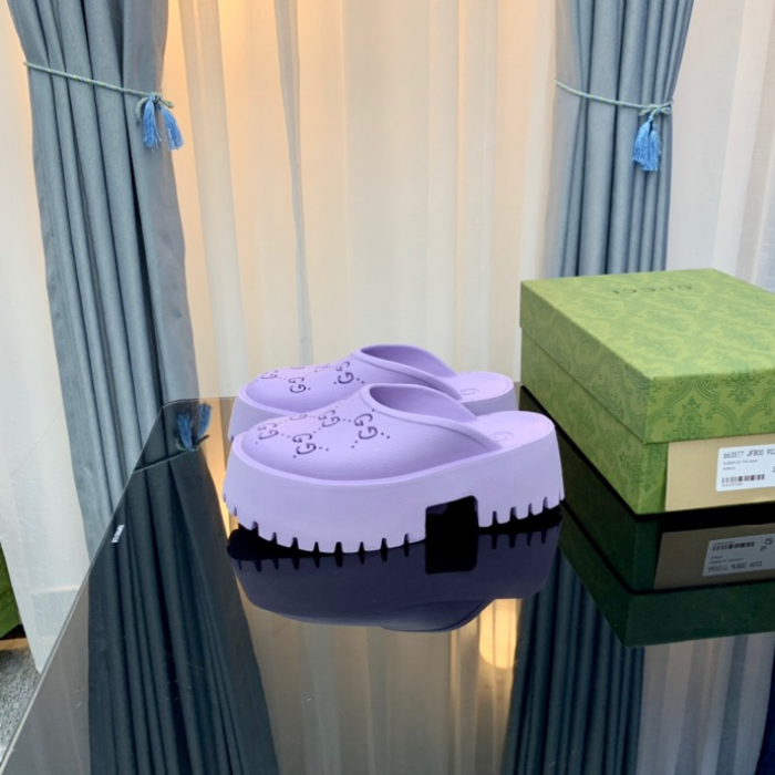 Gv*c slippers