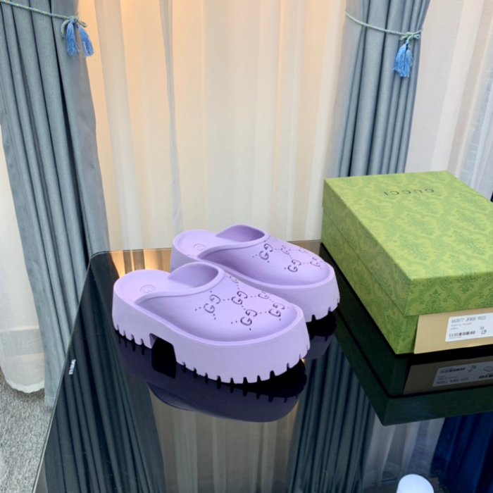 Gv*c slippers