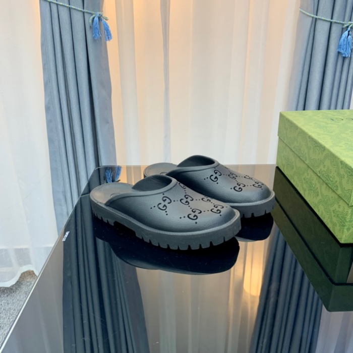 Gv*c slippers