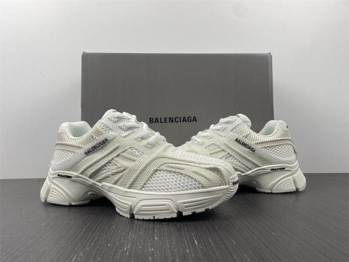blcg   phanT0m  yeeshoes042101