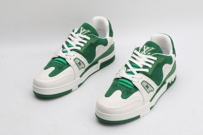 LV SNEAKER LOW YEE-014