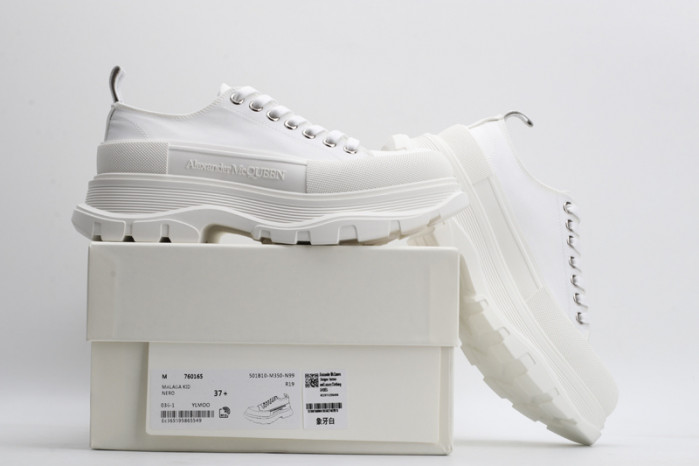 MQ Sneakers
