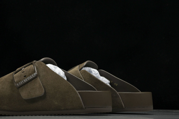 BLCG SLIPPERS