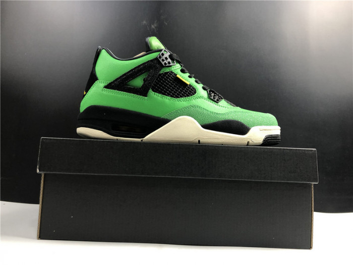 Air Jordan 4 Retro "Taupe Haze"