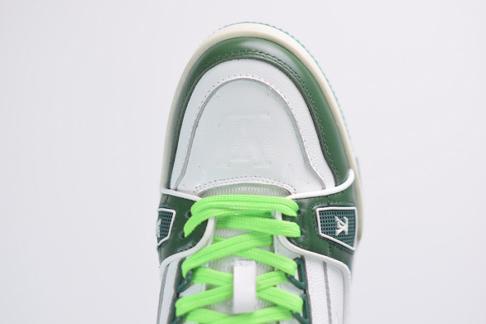 LV SNEAKER LOW YEE-001