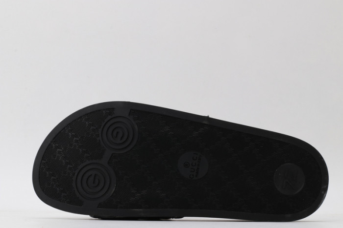 Gv*c slippers