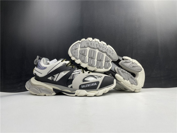 BLCG Track Trainer Black White Yellow 542023 W1GB1 2257
