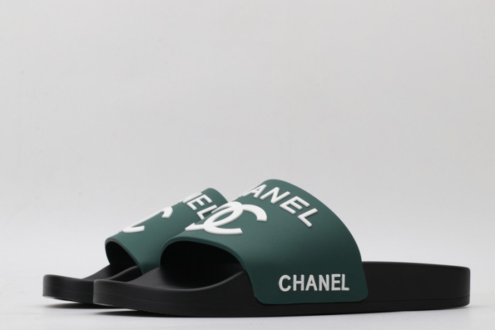 CH*NEL SLIPPERS