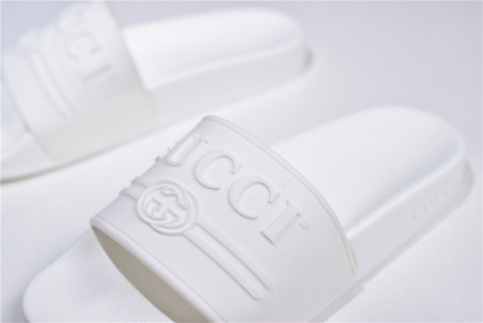 Gv*c slippers